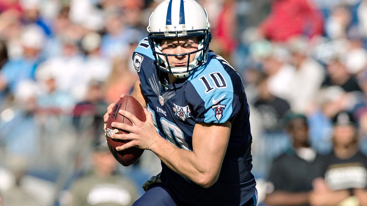 Titans put QB Jake Locker on IR, bring in Jordan Palmer